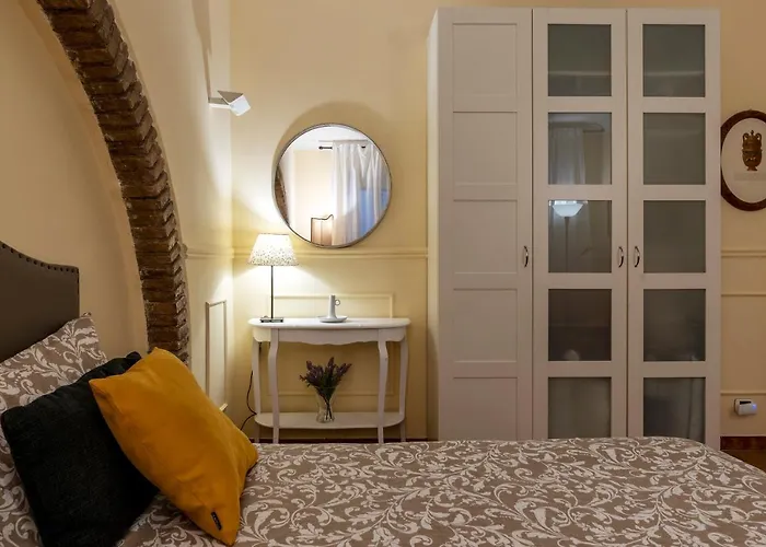 Guesthost - Piazza Navona & Pantheon Apartment