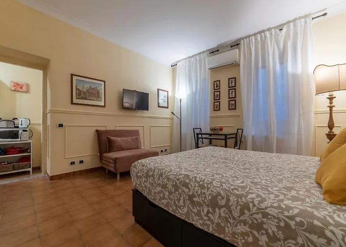 Guesthost - Piazza Navona & Pantheon Apartment Rome
