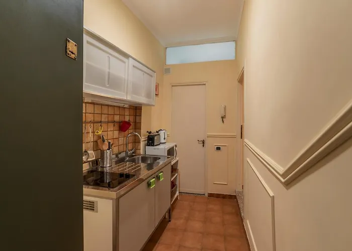 Apartment Guesthost - Piazza Navona & Pantheon